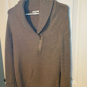 Gap sweater for women